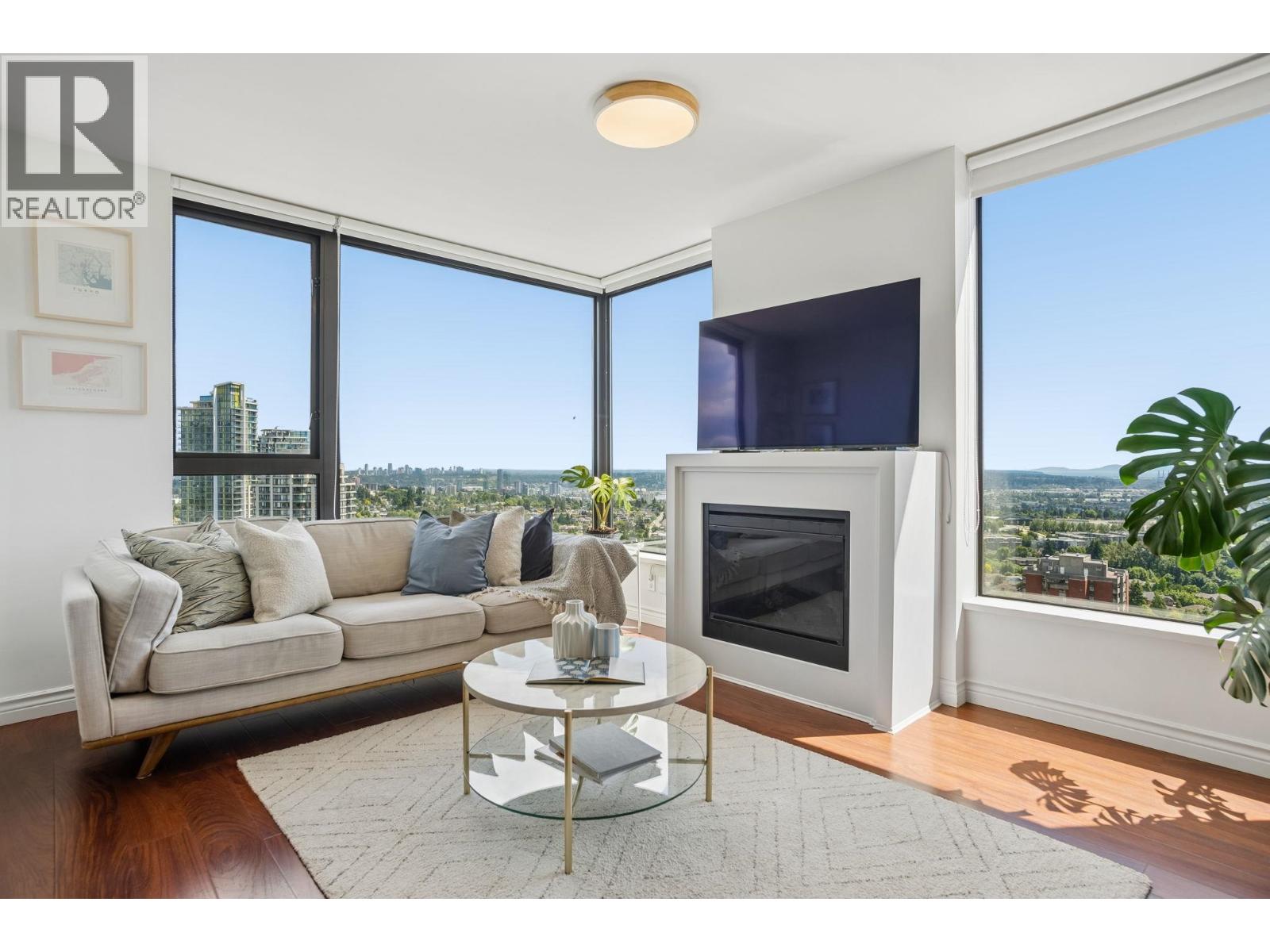 2706 7063 HALL AVENUE, Burnaby