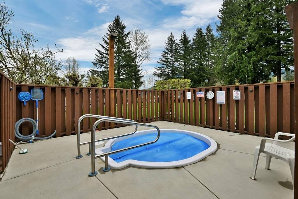 102 14600 MORRIS VALLEY ROAD, Mission
