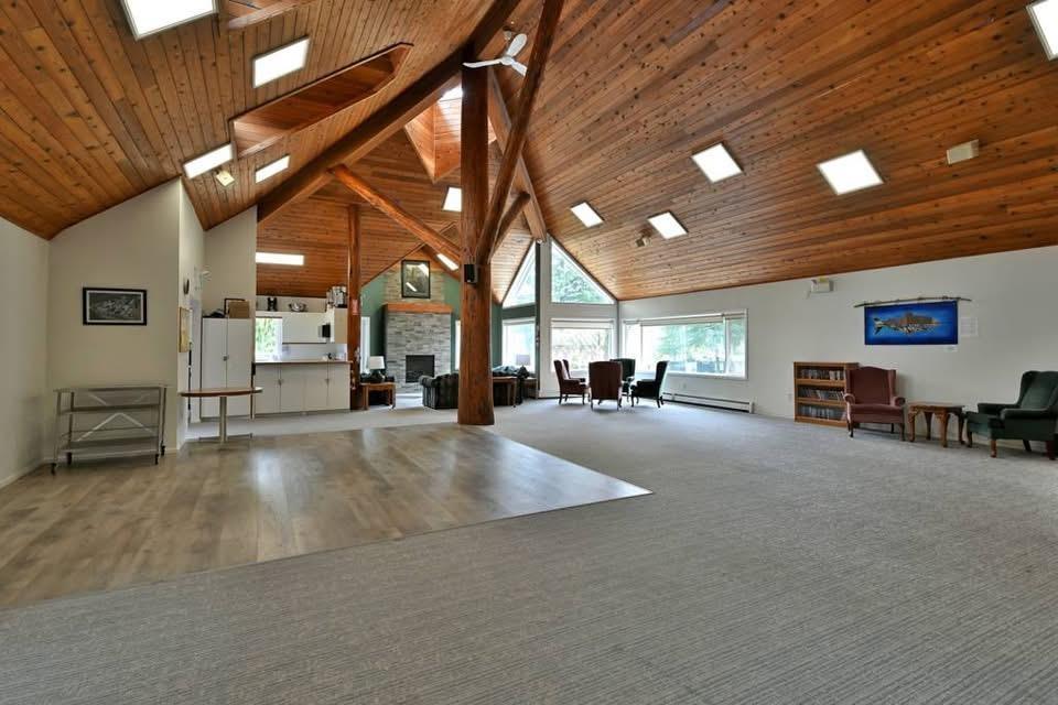 102 14600 MORRIS VALLEY ROAD, Mission