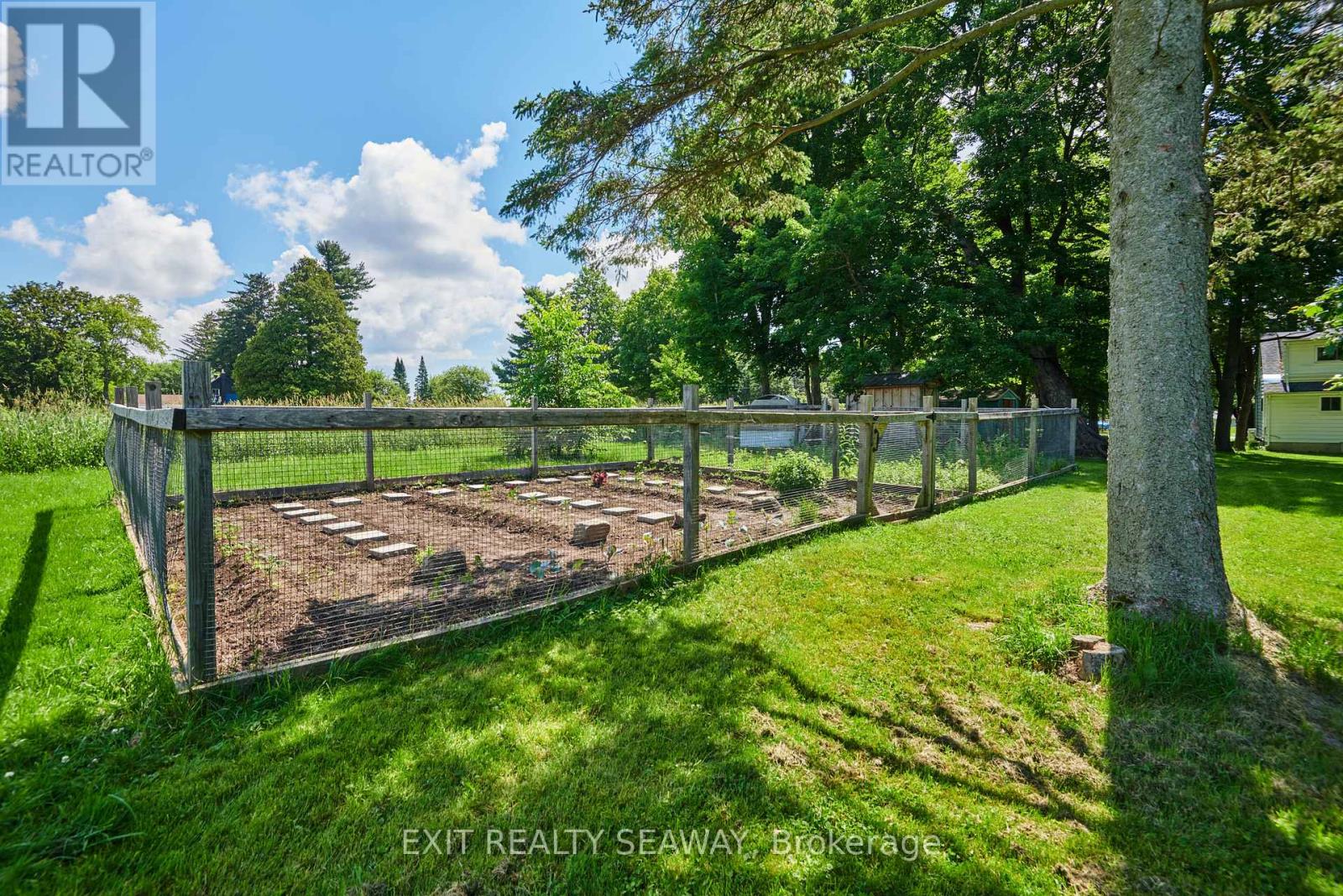 20199 COUNTY RD 2 ROAD - 37