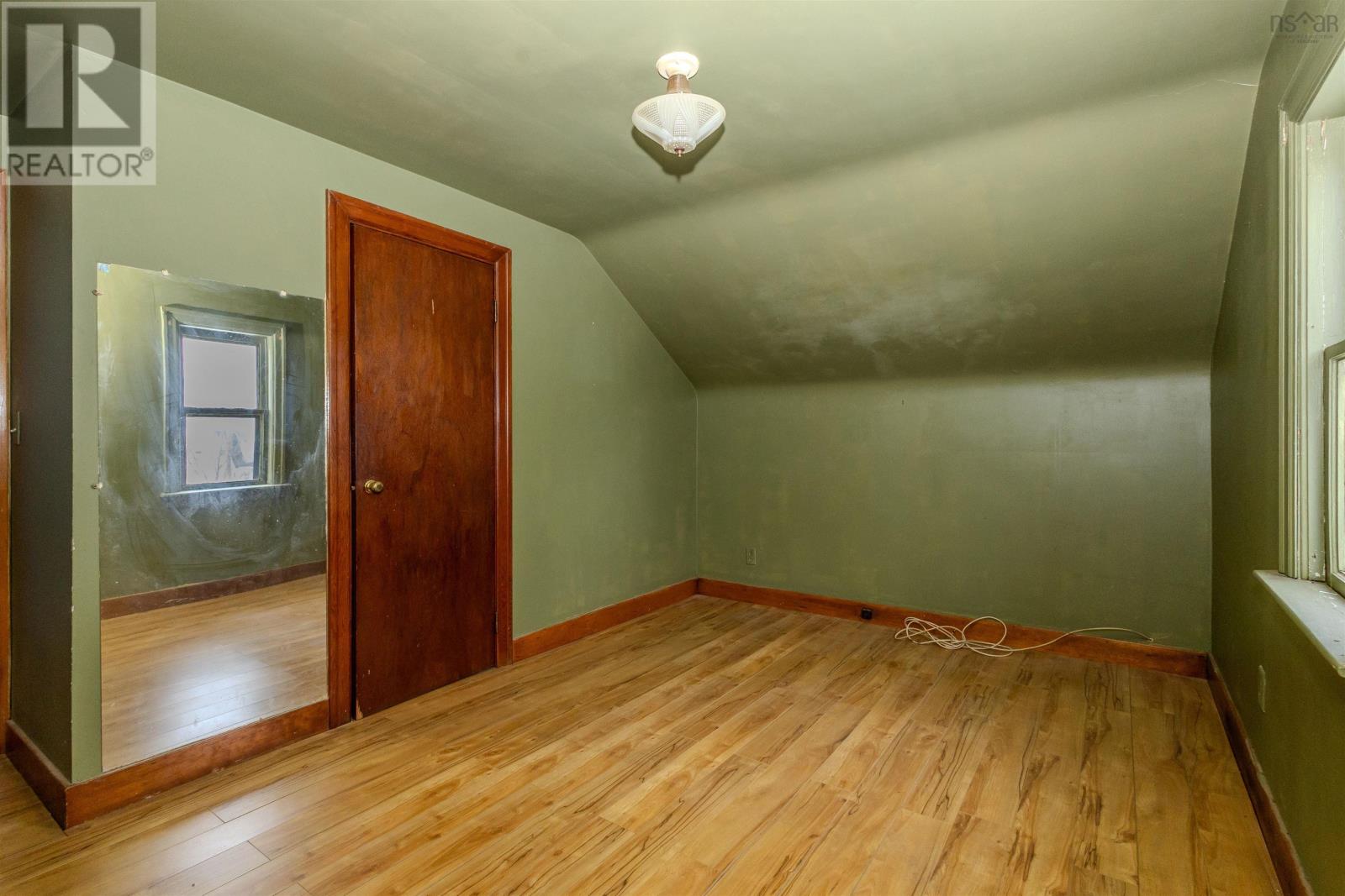 307 Cabot Street - 27