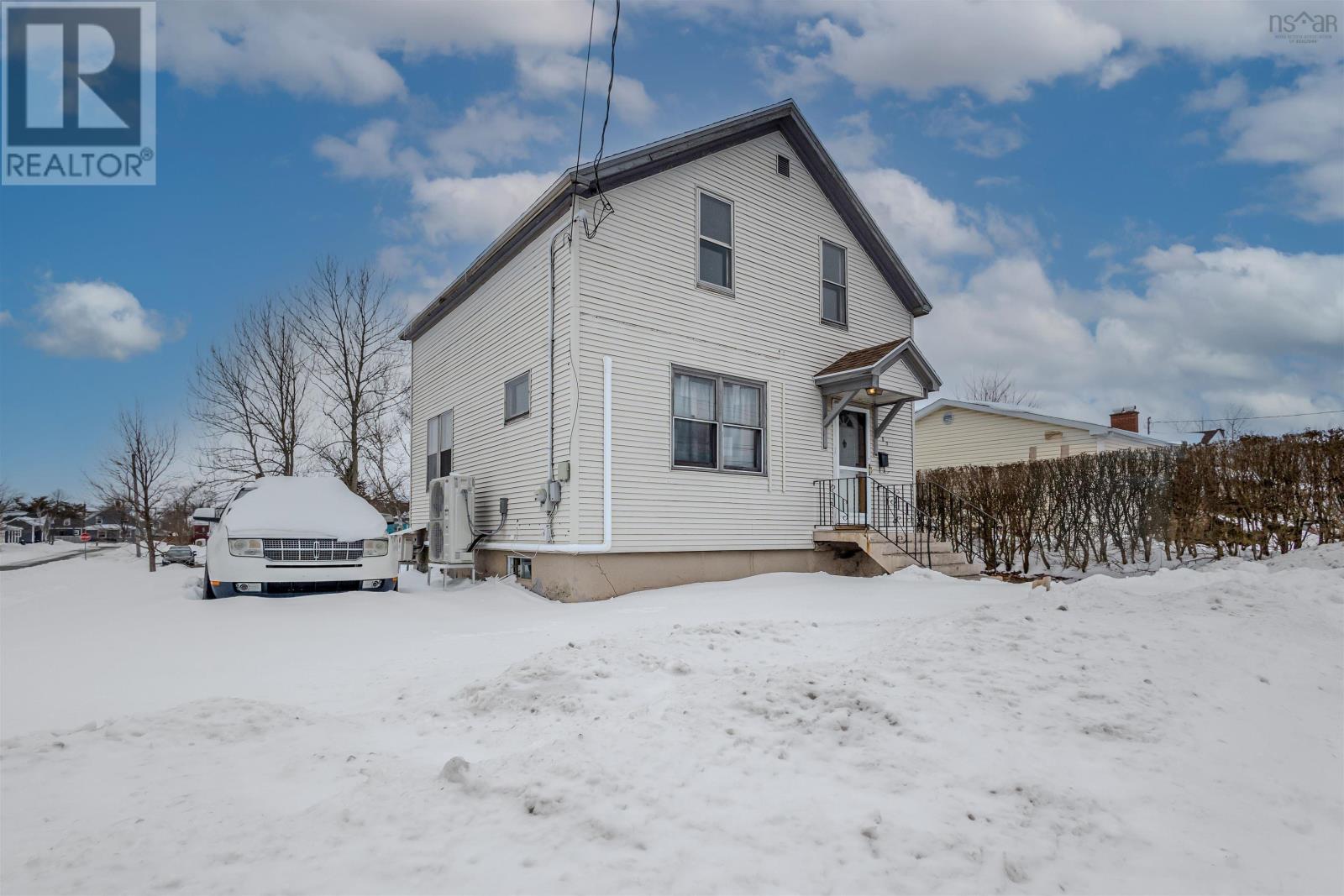 307 Cabot Street - 3