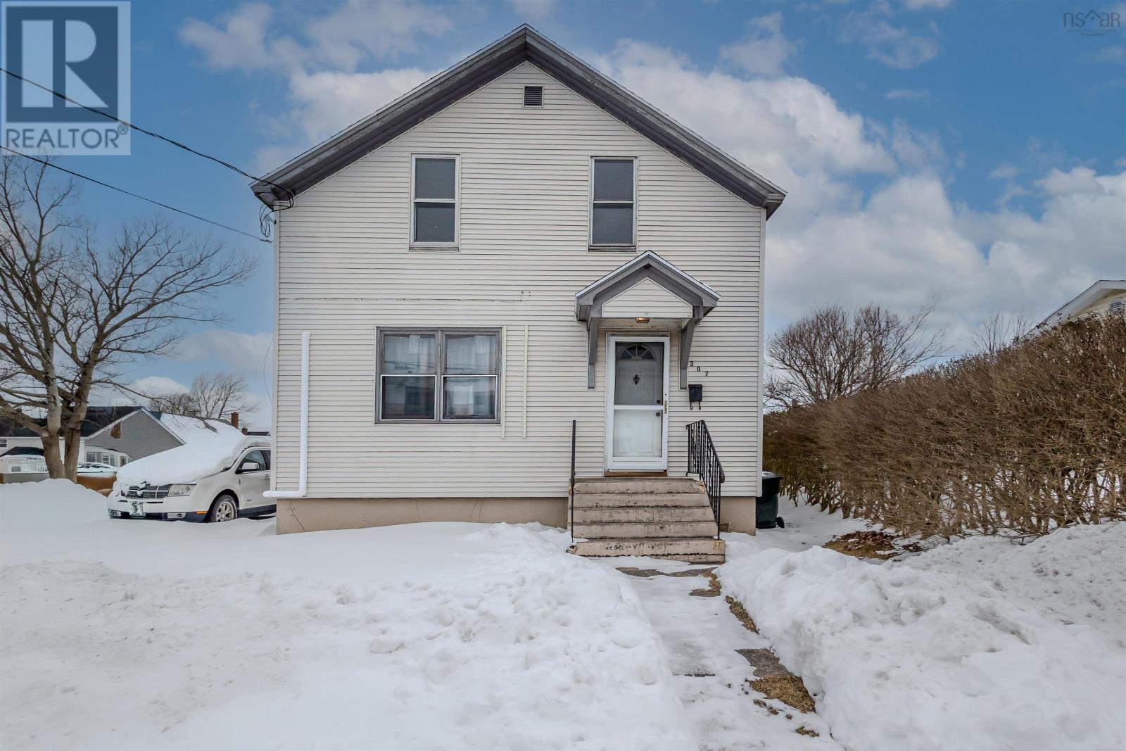 307 Cabot Street - 4