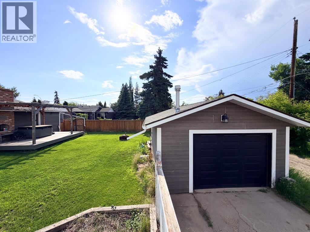 10104 89 Avenue - photo 5
