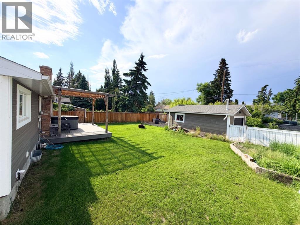 10104 89 Avenue - photo 3