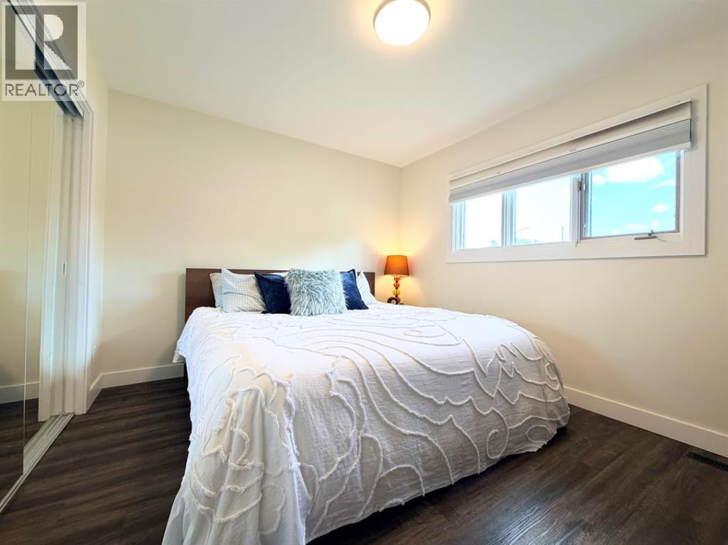 10104 89 Avenue — photo 34