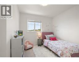220 Caspian Dr, Colwood, BC V9C0P8 Photo 25