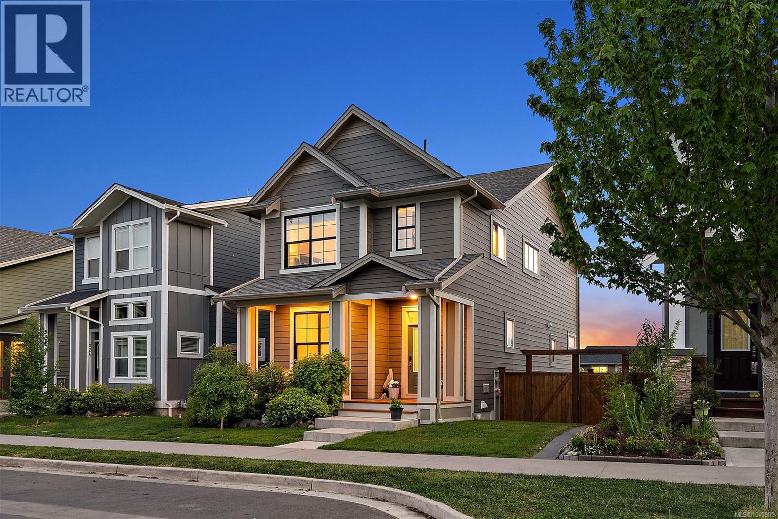 220 Caspian Dr - 1