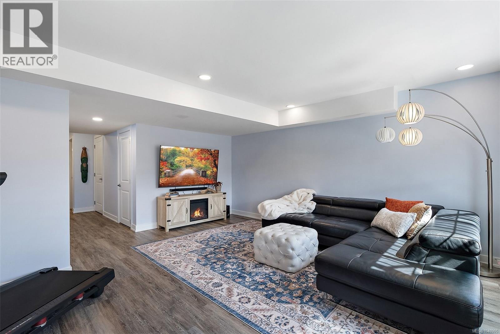220 Caspian Dr - 27