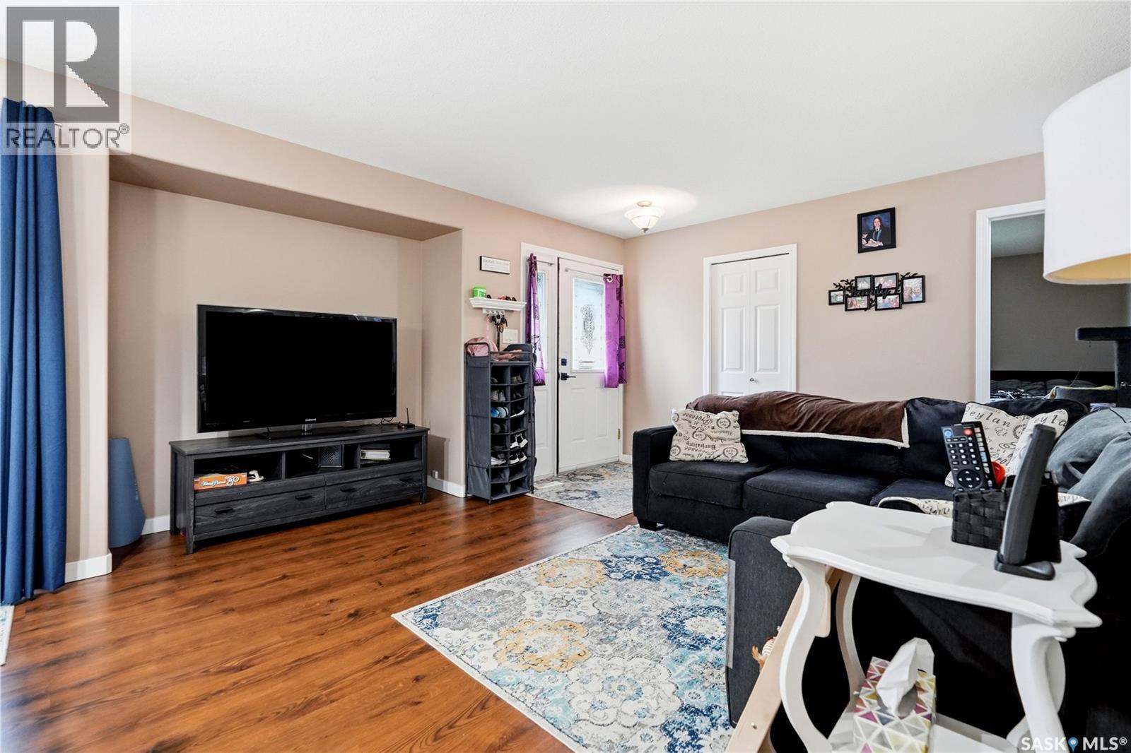 #5446 Rochdale BOULEVARD - 10