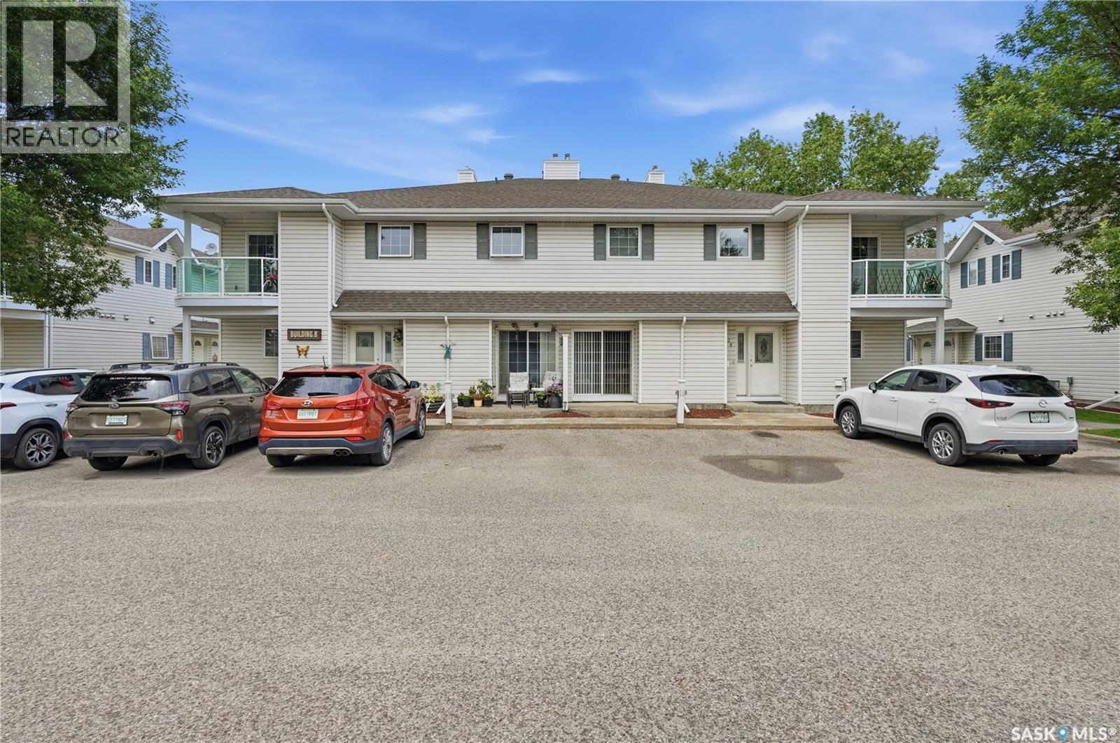 #5446 Rochdale BOULEVARD - 3