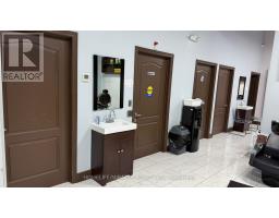 #b4 - 9 Beaumaris Drive, Brampton, ON L6T5J6 Photo 8