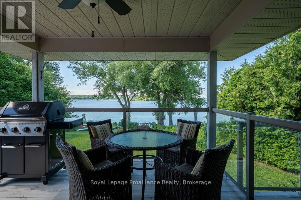 30 HUNT LANE - 3