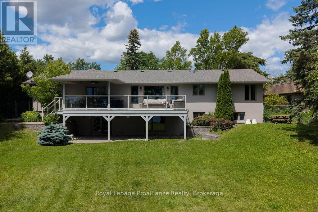 30 HUNT LANE - 40