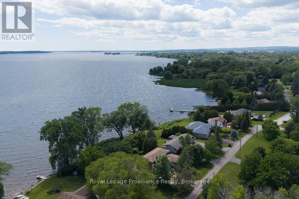 30 HUNT LANE - 49