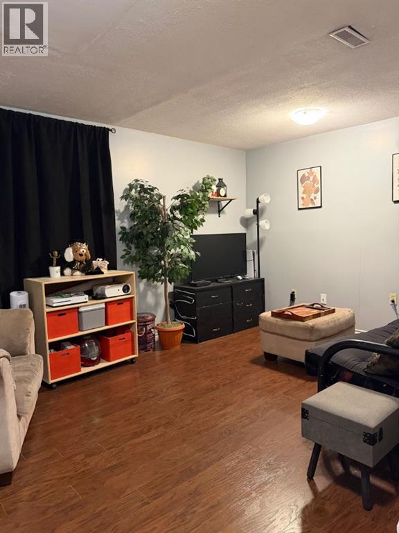 10107 90 Avenue - 20