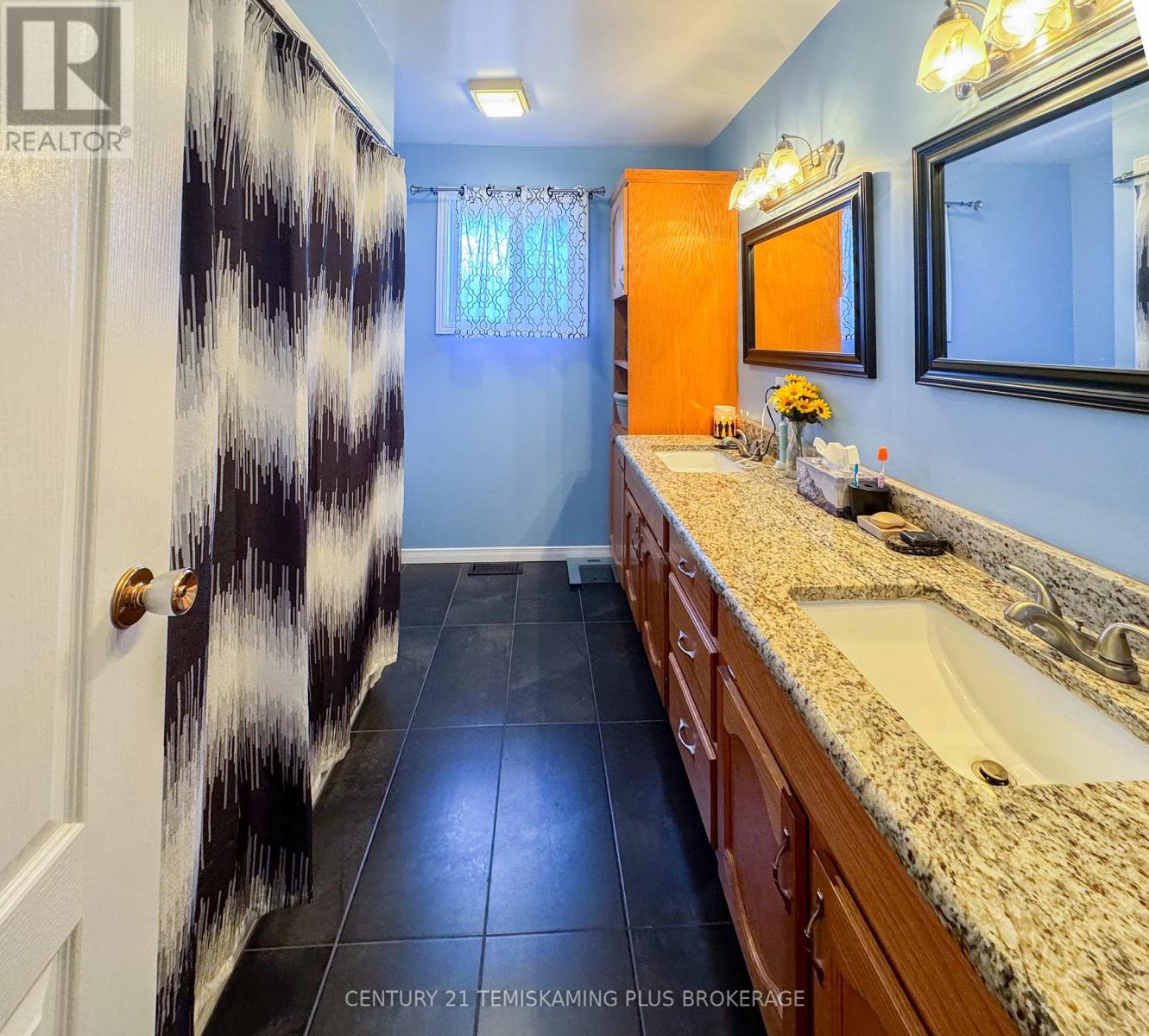 248 RAYMOND STREET - 12