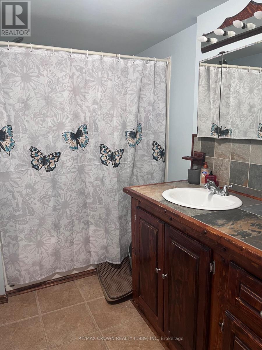 247 KIRBY AVENUE - 12