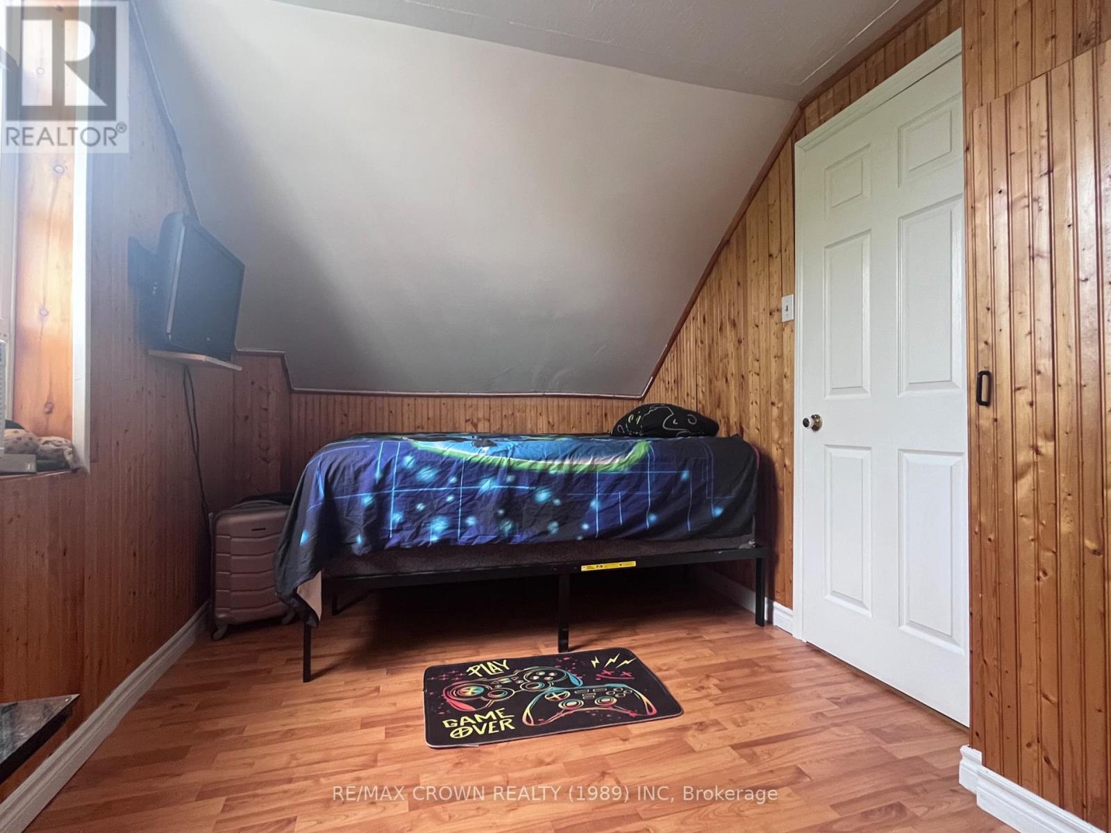247 KIRBY AVENUE - 19