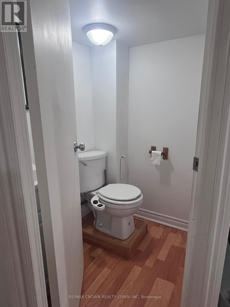 247 KIRBY AVENUE - 24