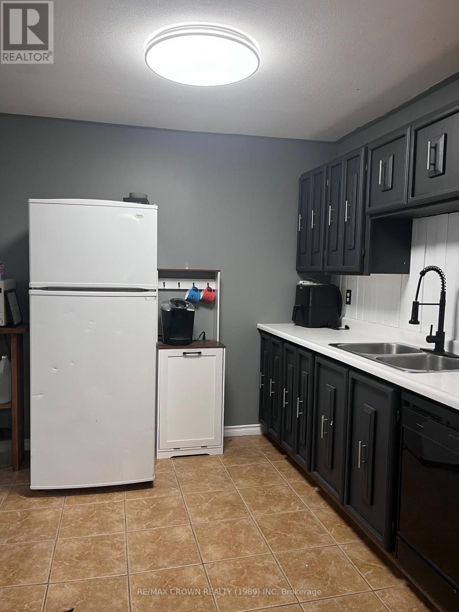 247 KIRBY AVENUE - 8