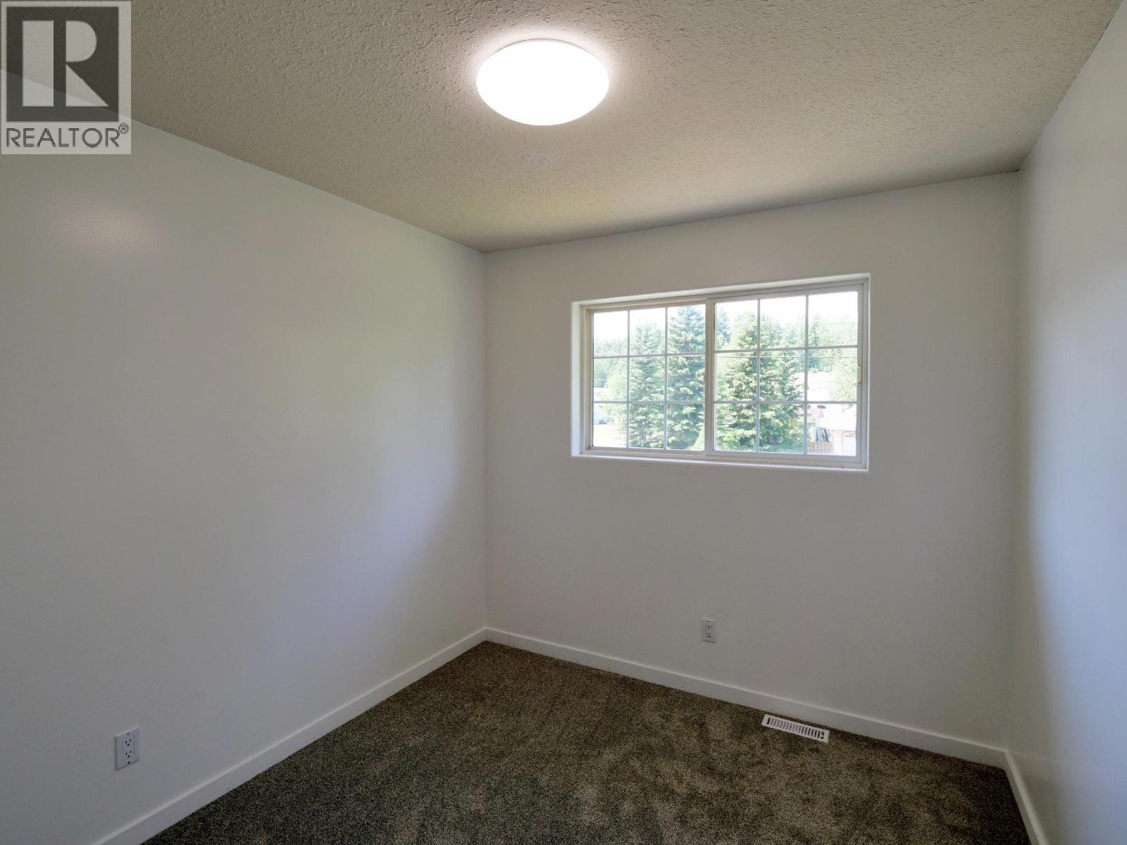 234 GIESBRECHT ROAD - 19