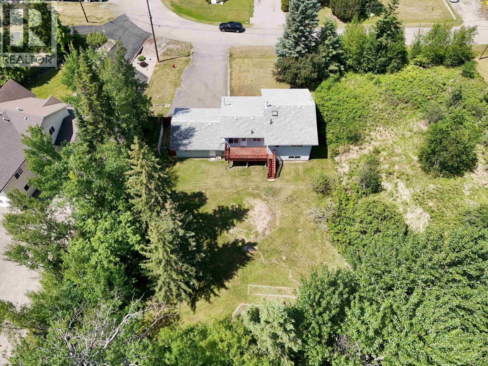 234 GIESBRECHT ROAD - 38
