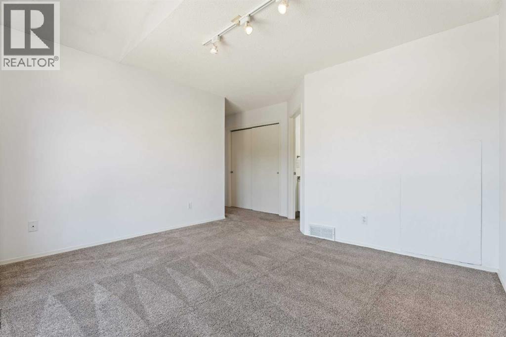 3311 5 Avenue NW — photo 31