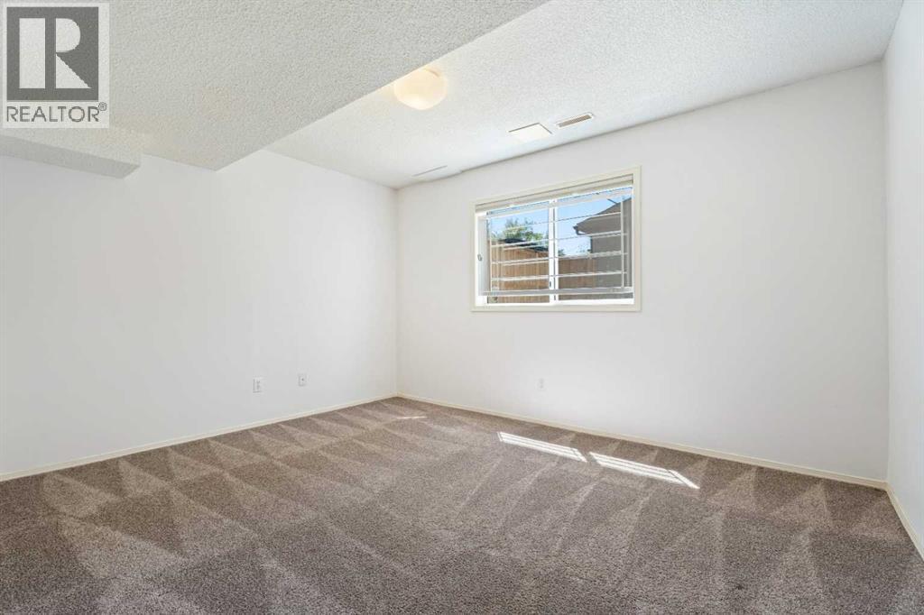 3311 5 Avenue NW — photo 36