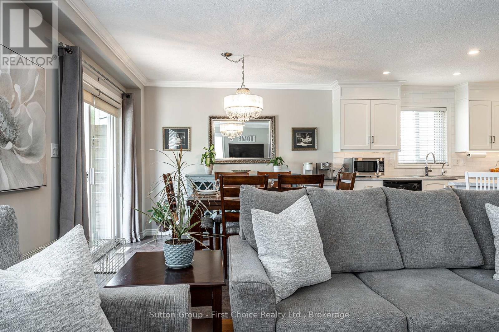 175 FRANKLIN DRIVE - 18