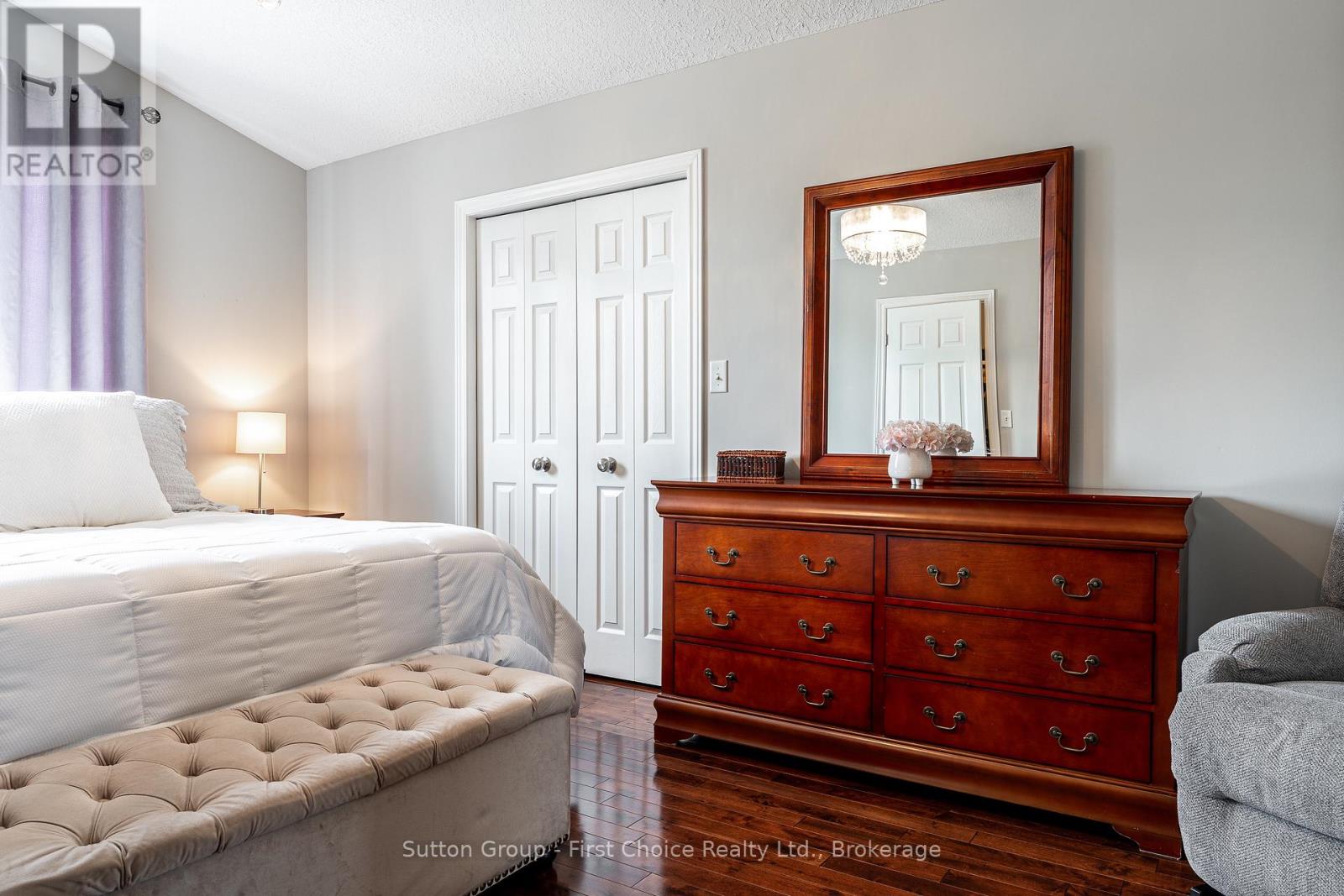 175 FRANKLIN DRIVE - 25