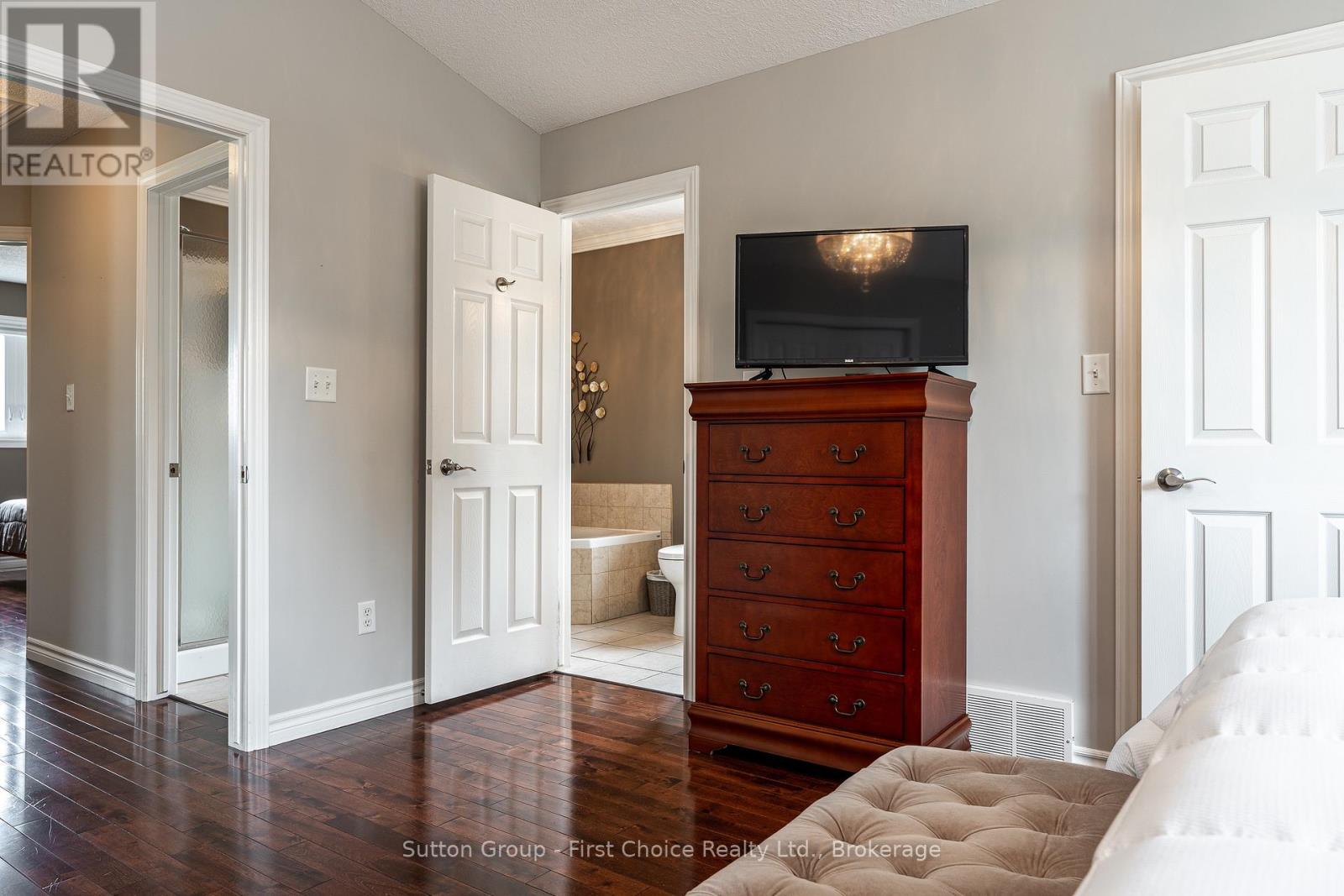 175 FRANKLIN DRIVE - 26