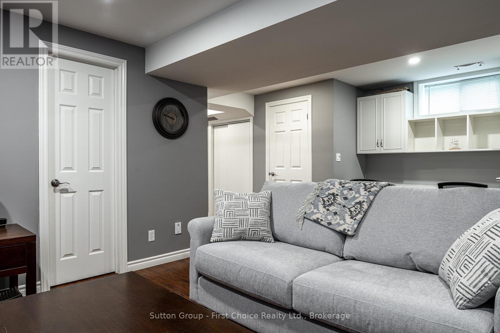 175 FRANKLIN DRIVE - 38