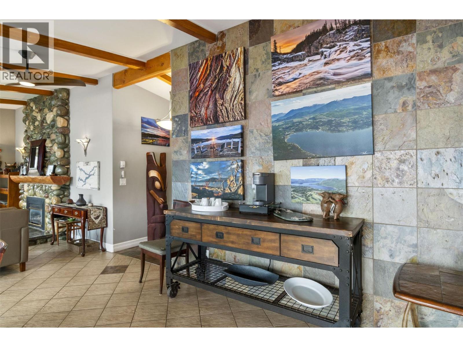2009 Eagle Bay Road - 37