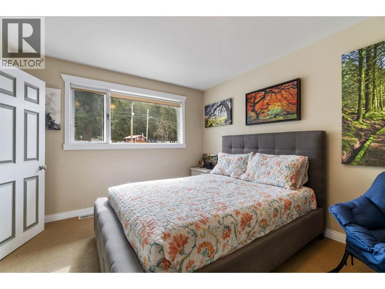 2009 Eagle Bay Road - 45