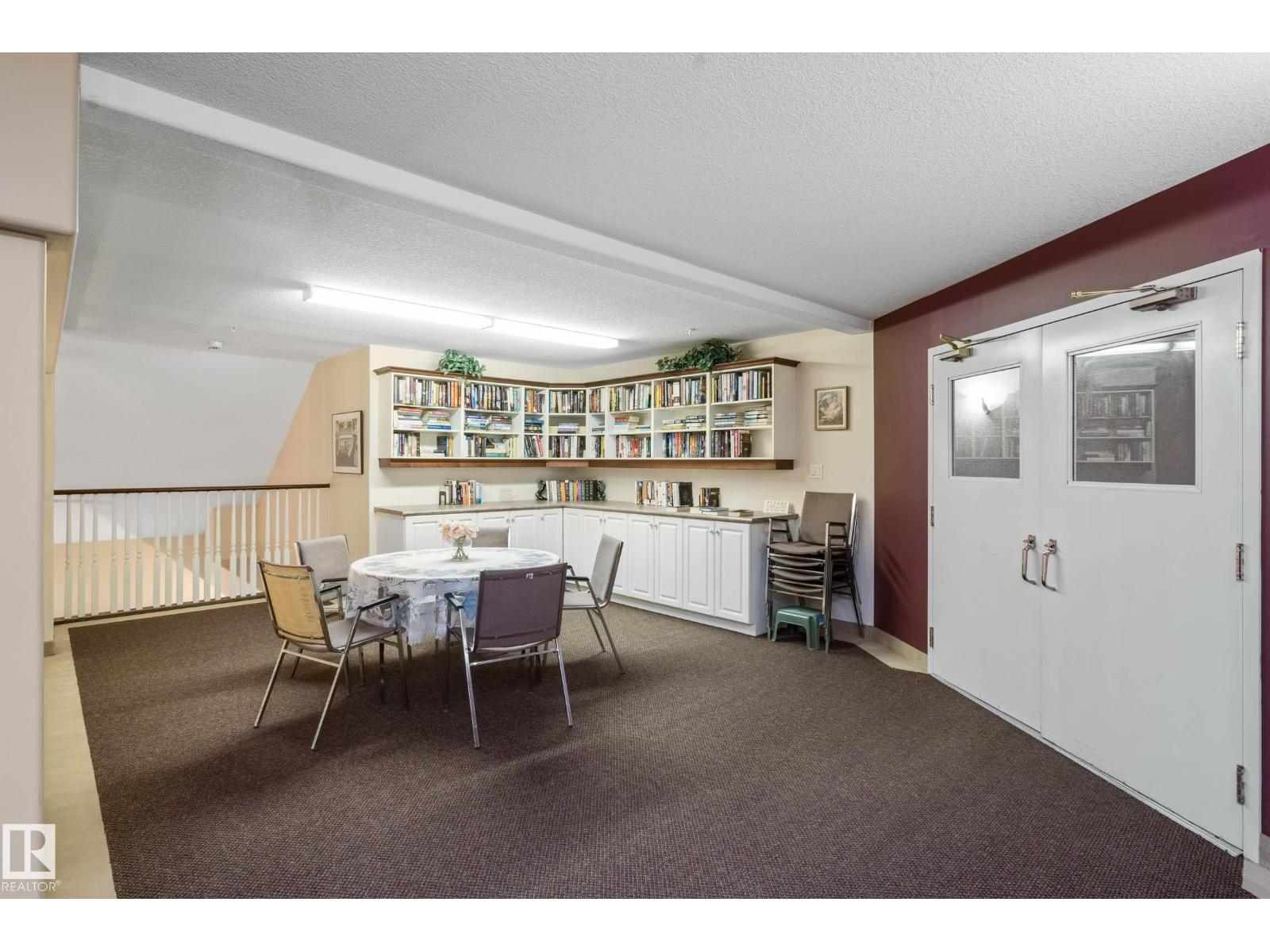 #215 6703 172 ST NW - 22