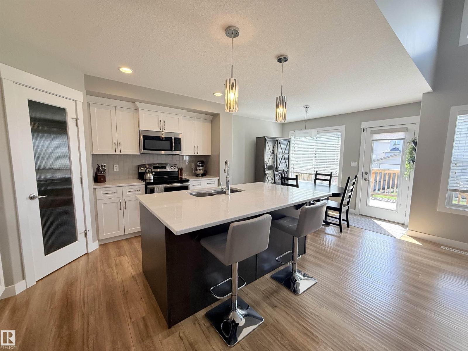189 REED PL — photo 10
