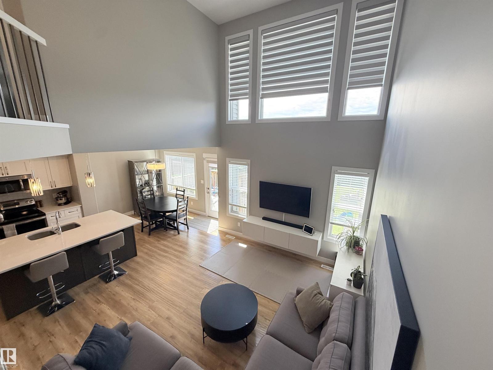 189 REED PL — photo 36