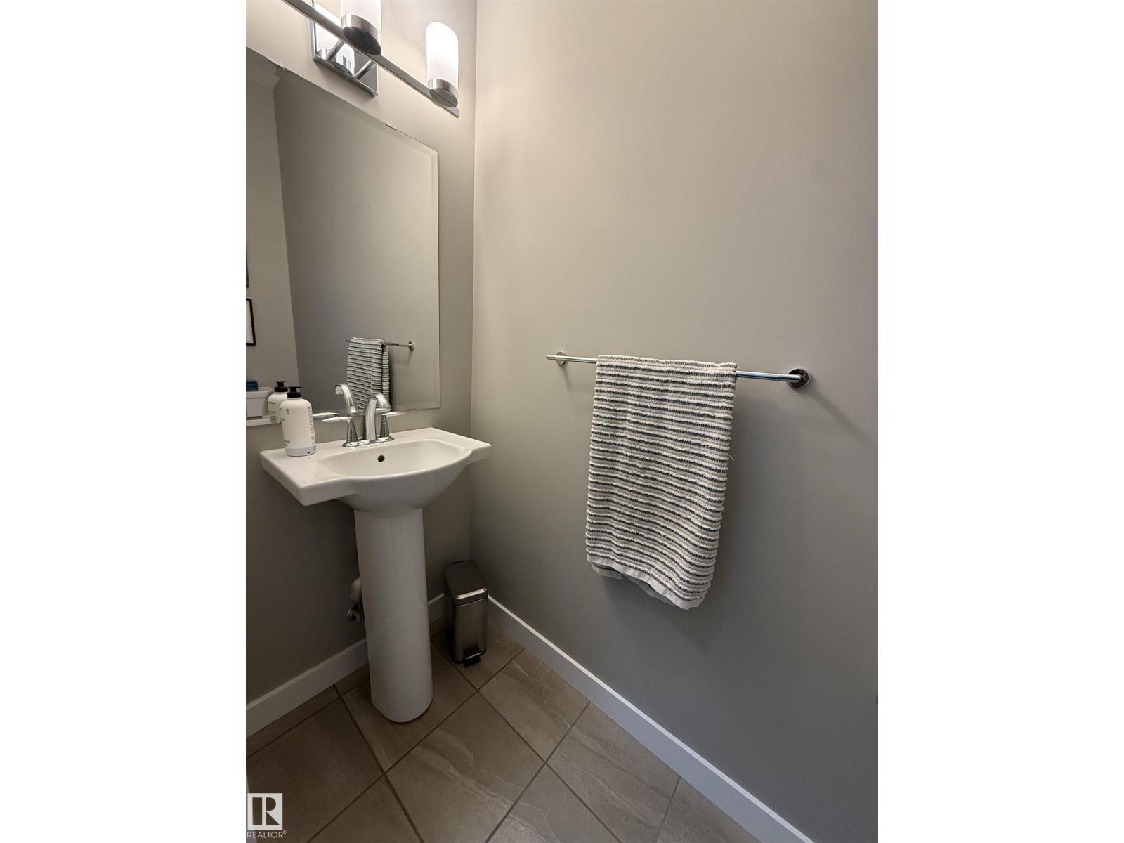 189 REED PL — photo 8