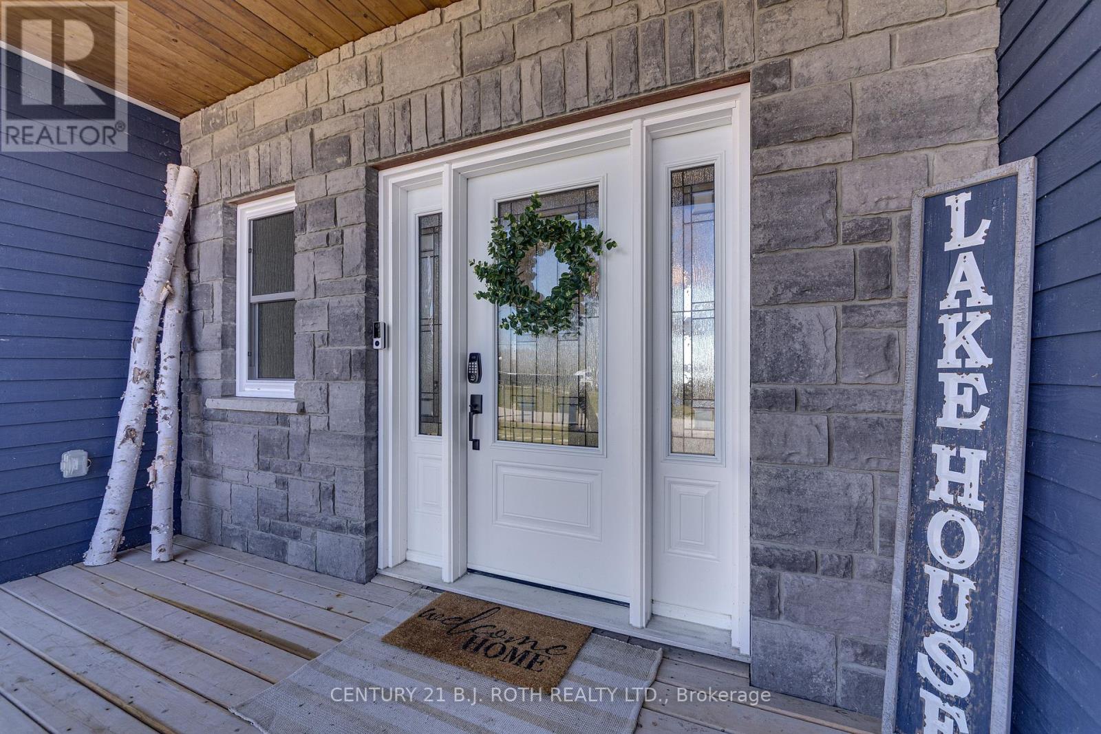 1931 WOODS BAY ROAD - 11