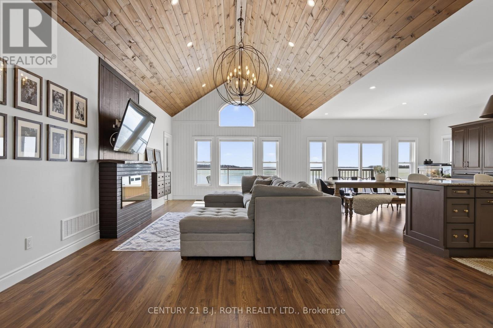 1931 WOODS BAY ROAD - 13