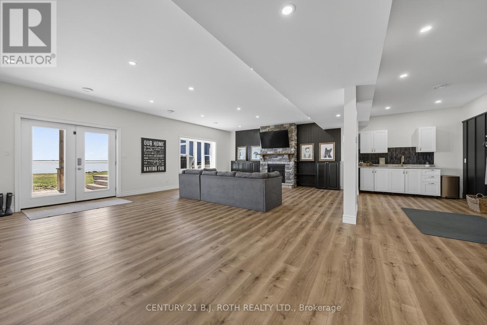 1931 WOODS BAY ROAD - 25