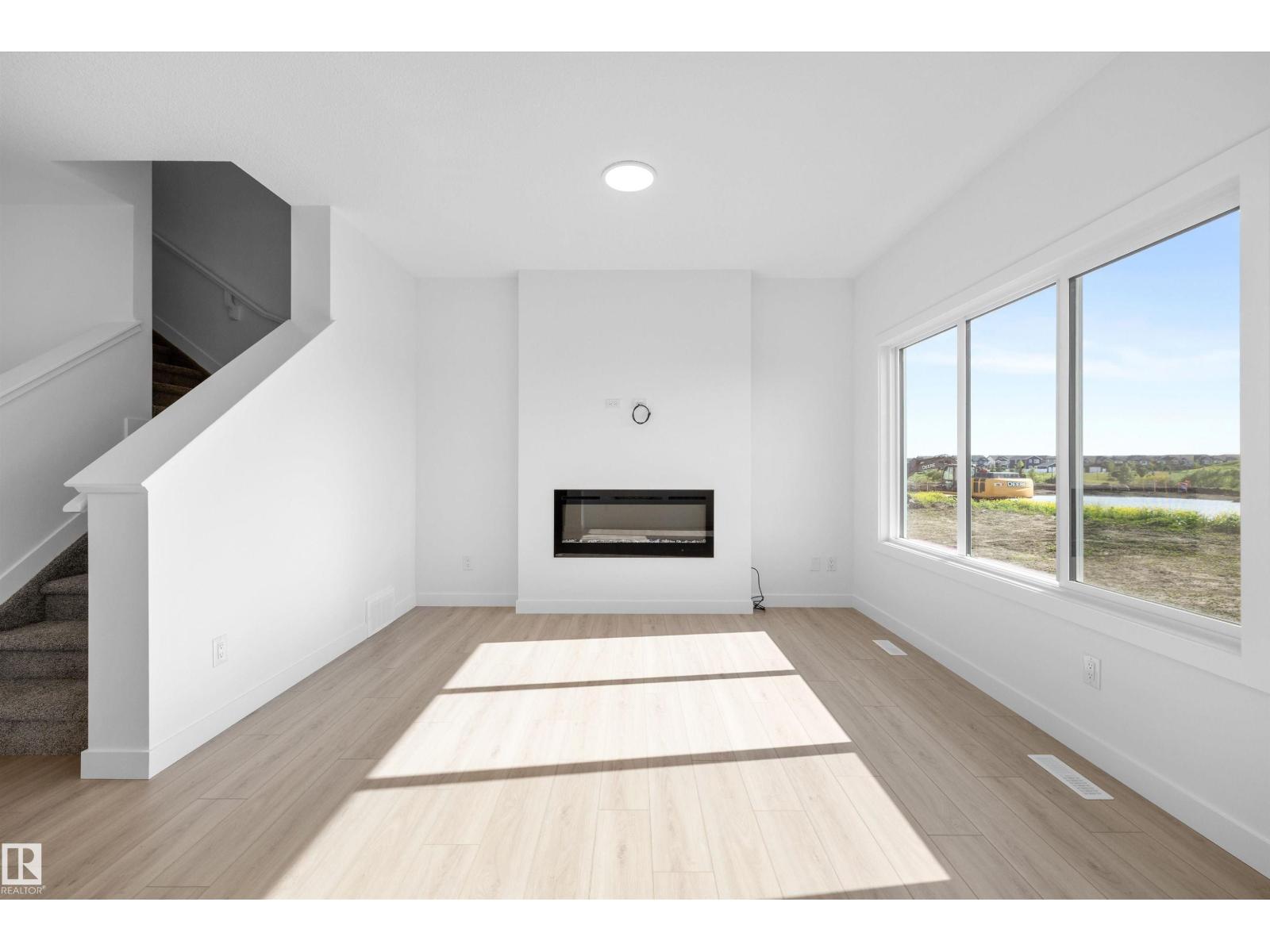 17924 63 ST NW - 18