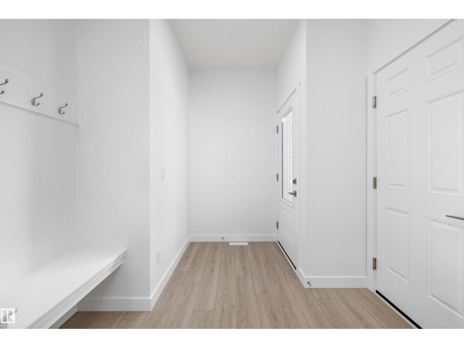 17924 63 ST NW - 3