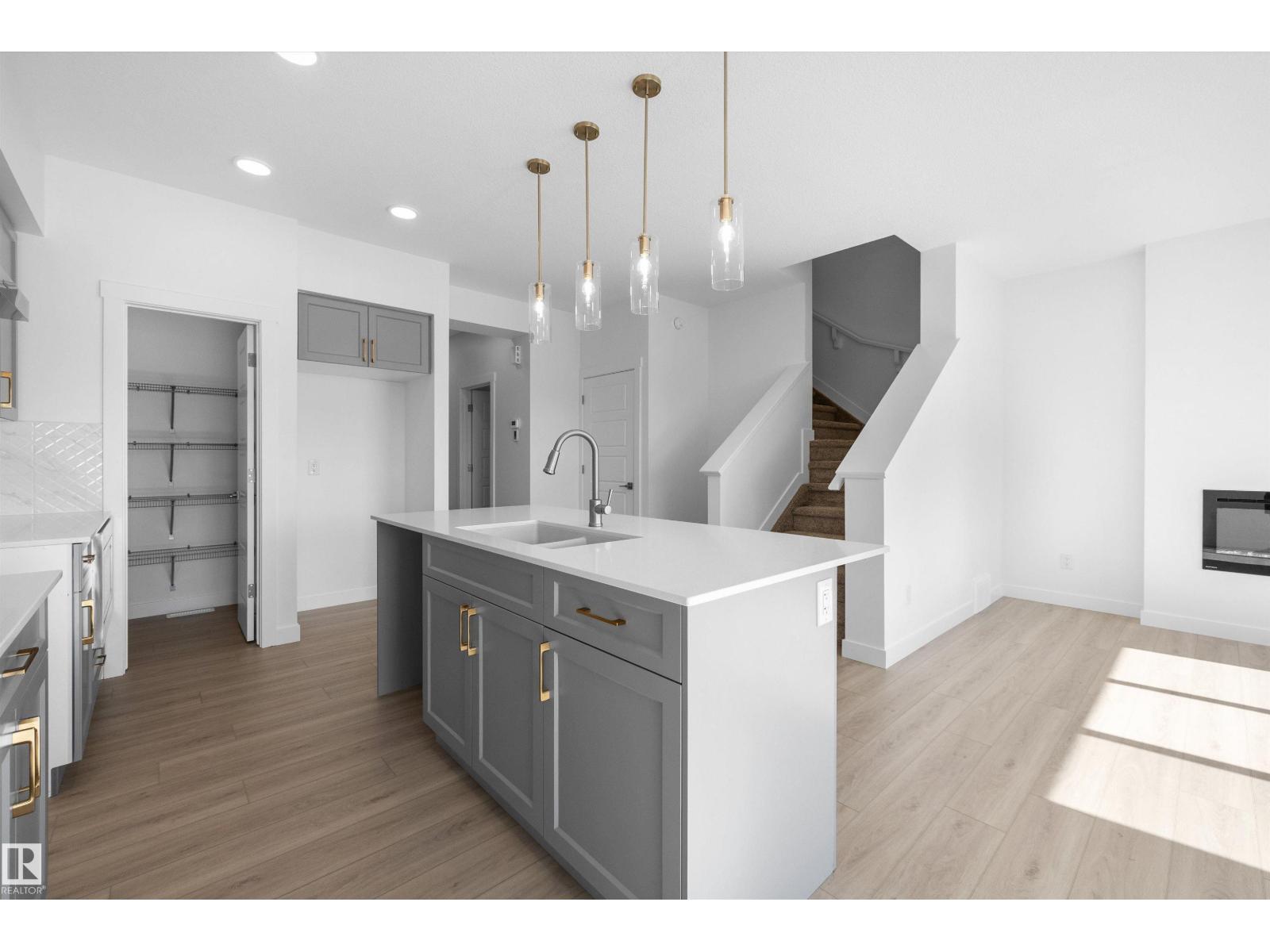 17924 63 ST NW - 12