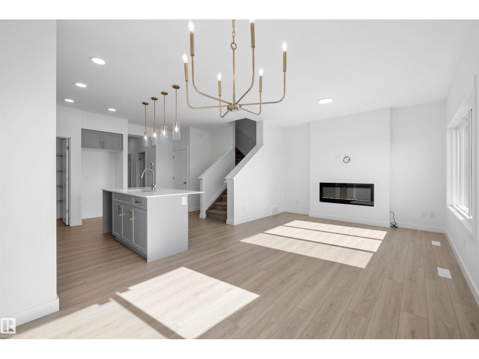 17924 63 ST NW - 17