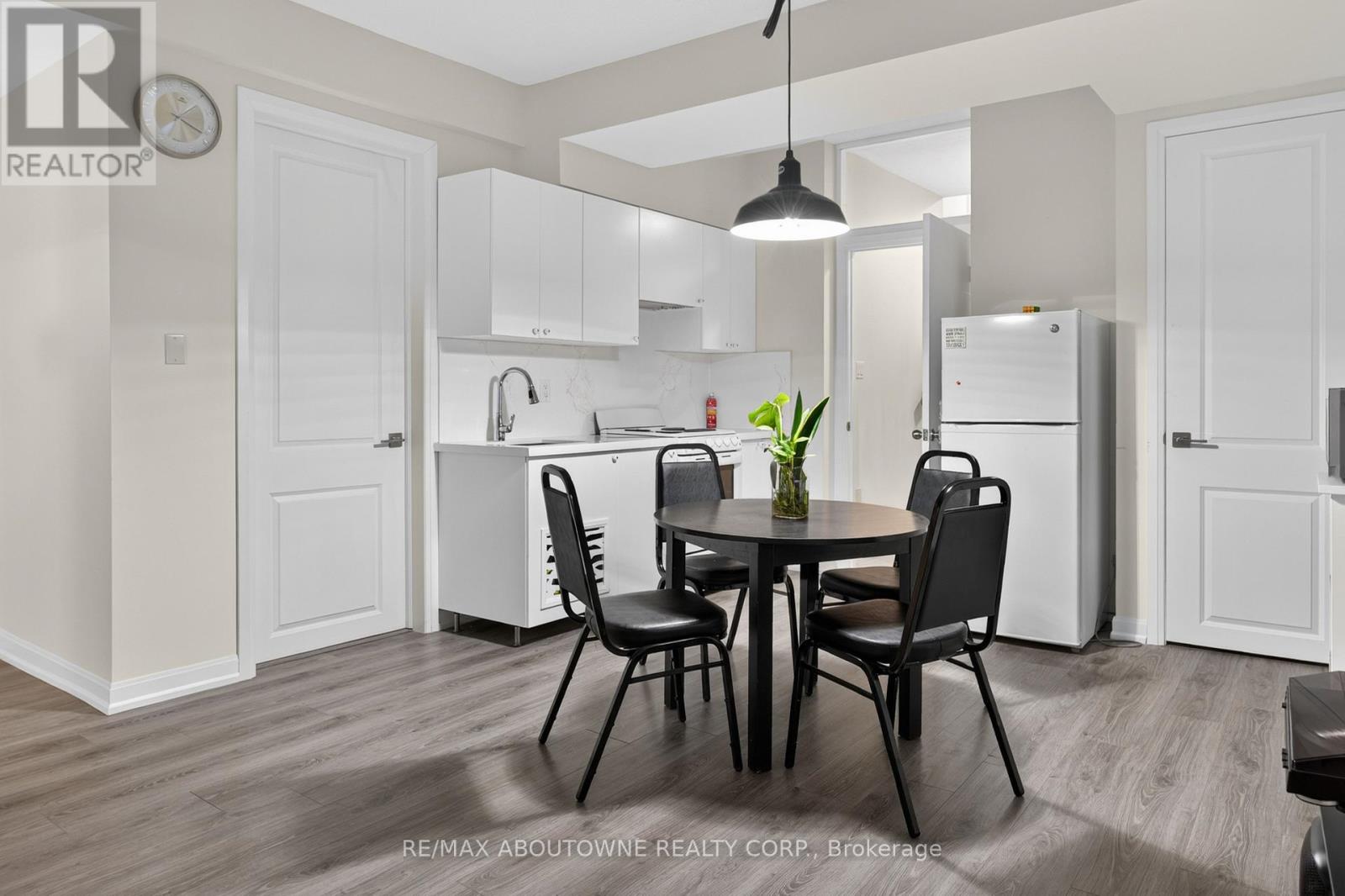 3364 VERNON POWELL DRIVE - 33