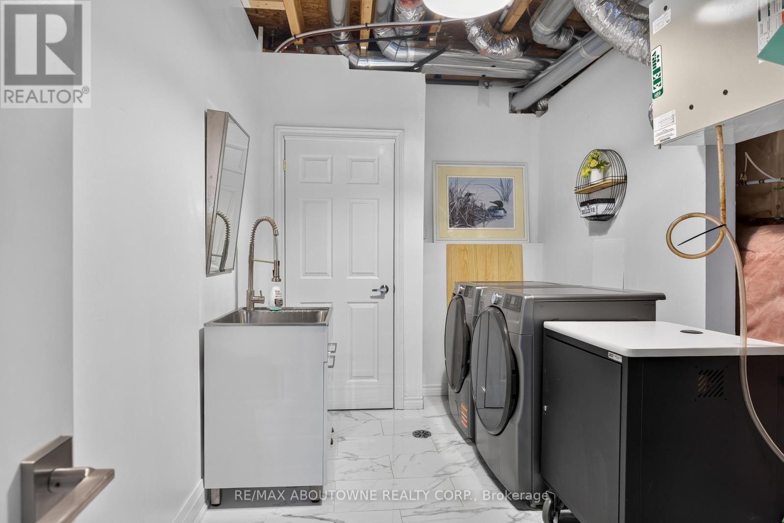 3364 VERNON POWELL DRIVE - 37