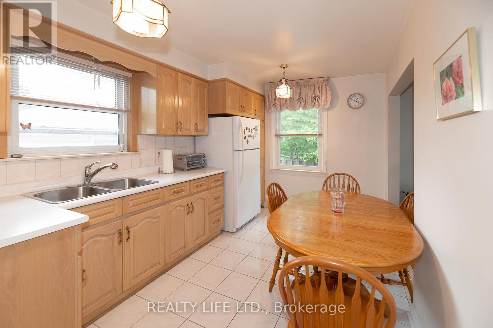 24 BATTERSEA CRESCENT - 8
