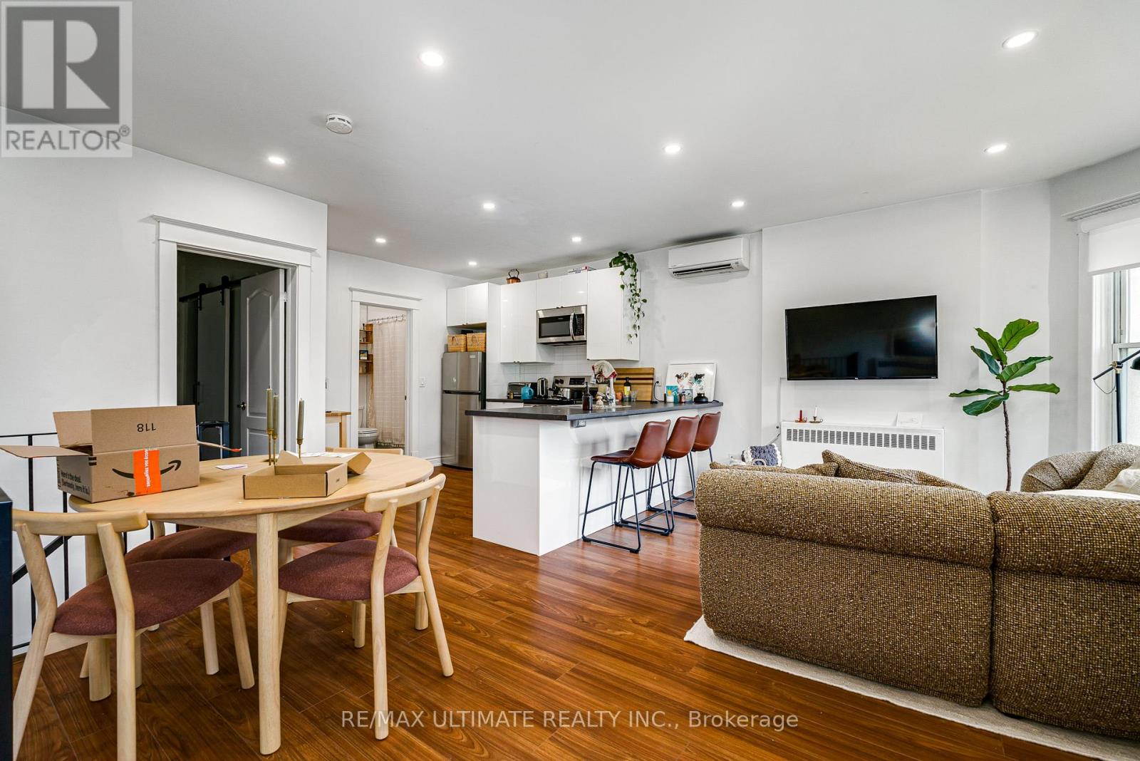 56 WRIGHT AVENUE - 6